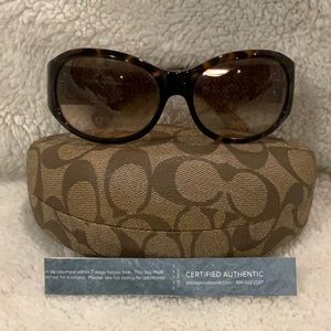 Coach Susie sunglasses w/case